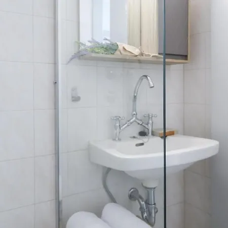 Modern Edipsos * Loutra Edipsou (Evia)