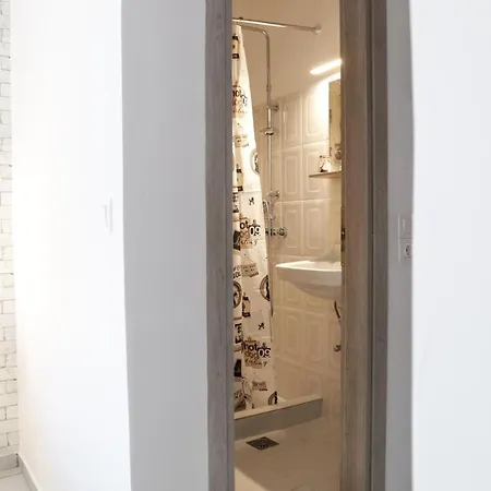 Modern Edipsos Apartment *